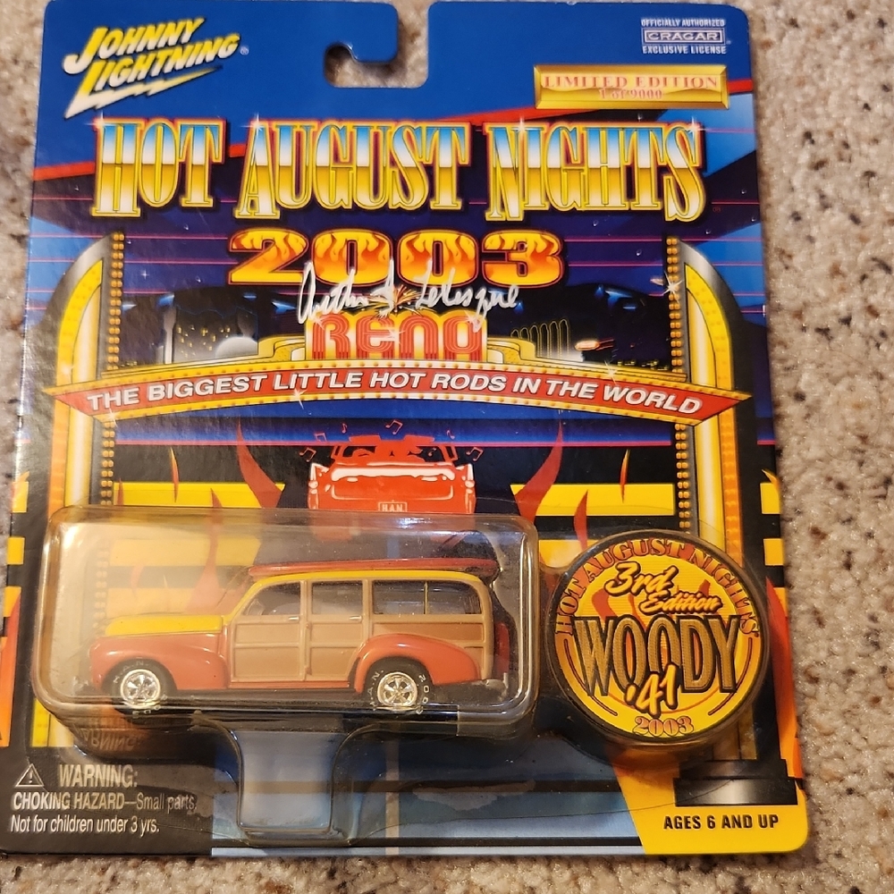 Johnny Lightning 2003 Hot August Nights Woody Car - Red and Gold